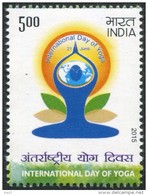 INDIA 2015 - Journée Internationale Du Yoga - 1 Val Neufs // Mnh - Neufs