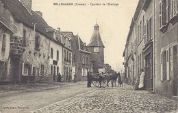 Cp 23 BELLEGARDE Quartier De L'horloge / Attelage Commerce ( Au Dos Adr GUET Gendarmerie BOUSSAC Signé Louise Delage ) - Bellegarde