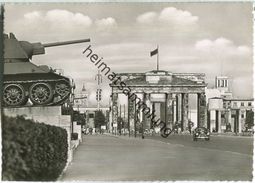 Berlin - Brandenburger Tor - Panzer - Mercedes - Foto-Ansichtskarte - Verlag Hans Andres Berlin - Dierentuin