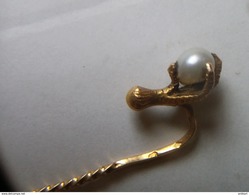 RARE XIXE - Serre Or 18k + Perle Naturelle - Monture épingle à Chapeau 1,5 Cm 3 G +écrin - Broschen