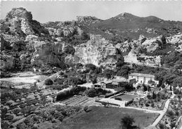 13-LES BAUX- L'OUSTAÜ DE BAUMANIERE - Les-Baux-de-Provence