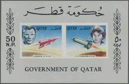 ** Thematik: Raumfahrt / Astronautics: 1966, Qatar. NOT-ISSUED Souvenir Sheet "Soviet Cosmonauts And Space Vehicles" Sho - Other & Unclassified