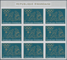 ** Thematik: Sport-Boxen / Sport-boxing: 1971, Rwanda. COLOR VARIETY. Imperforate Block Of 9 For The 8fr Value BOXING Of - Boxing