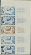 ** Frankreich: 1959, Perpignan Castle 30fr. In UNISSUED TYPE With Different Coat Of Arms At Top Left In An Imperf - Oblitérés