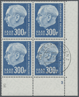 **/O Saarland (1957/59) - OPD Saarbrücken: 1957, 300 Fr. Heuss Als 4-er Block Aus Der R.u. Bogenecke. Die - Used Stamps