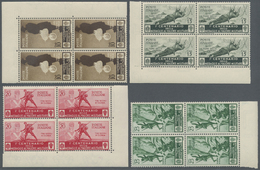 ** Italien: 1934, Military Medal, 10c. To 4.50l., Complete Set Of 20 Values As Blocks Of Four, Unmounted Mint. Mi - Marcophilie