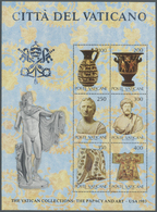 ** Vatikan: 1983, Vatican Collections S/s, Missing Silver Print (blind), Mnh, Corner Faults, Otherwise Faultless. - Covers & Documents