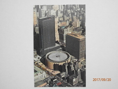 Postcard Madison Square Garden Sport Stadium New York City PU 1983 My Ref  B11671 - Stadien & Sportanlagen