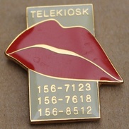 TELEKIOSK - BOUCHE PULPEUSE - ROUGE A LEVRE - 156 7123 / 156 7618 / 156 8512  -      (8) - Pin-ups