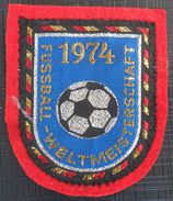 FUSSBALL WELTMEISTERSCHAFT 1974, WELTMEISTER DEUTSCHLAND,FOOTBALL WORLD CHAMPIONSHIP 1974 - Habillement, Souvenirs & Autres