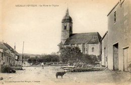 CPA - NEUILLY-l'EVÊQUE (52) - Aspect De La Place De L'Eglise Dans Les Années 20 - Neuilly L'Eveque