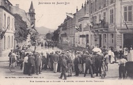 Carte 1907 Souvenir De Saint Dié : Rue Gambetta Le 14 Juillet - à Droite Le Grand Hôtel Terminus - Saint Die