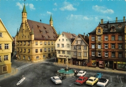 BIBERACH AN DER RISS  RATHAUS MIT MARKTPLATZ  AUTOMOBILES - Biberach