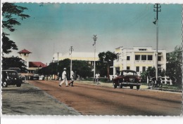 CPSM - CONGO- BRAZZAVILLE  - POINTE NOIRE : Avenue Charles De Gaulle - Pointe-Noire