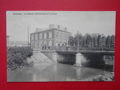 Bassenge : La Maison Communale Et Le Pont (B162) - Bassenge