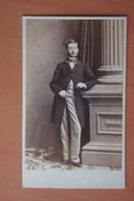 CDV 19's Carte De Visite Portrait En Pied Homme élégant Costume Brodway New York  Circa 1870 - Antiche (ante 1900)