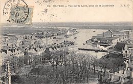 44-NANTES- VUE SUR LA LOIRE , PRISE DE LA CATHEDRALE - Nantes