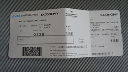 Ukraine Airlines Air Ticket (Hard Paper) From UKRAINE - Fahrkarte - Cartes D'embarquement