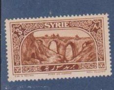 SYRIE        N° YVERT  :     163     NEUF AVEC  CHARNIERES      ( 1103   ) - Unused Stamps