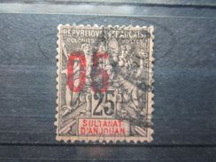 VEND BEAU TIMBRE D ' ANJOUAN N° 24 , SURCHARGE DECALEE !!! - Used Stamps