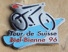 CYCLISME - VELO - CYCLISTE . TOUR DE SUISSE 96 - BIEL - BIENNE - SCHWEIZ - SWISS - BIKE - SWITZERLAND   -   (18) - Radsport