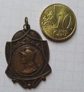 Médaille Pendentif Bijoux  Ancien Mairie De Lille 1927 Camps De Vacances - Sonstige & Ohne Zuordnung