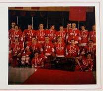 #148  NATIONAL TEAM HOCKEY - Masters Of Sports USSR, Olympics Innsbruck '76 - Card With Description 1977 - Sports