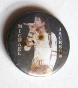 Badge Chanteur Michael Jackson Années 80 - Objets Dérivés