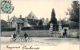 18 - MASSAY -- Le Château , Vu De La Place De L'Eglise - Massay