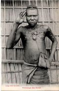 CPA Tatouages Tatou Scarification Ethnic Non Circulé Congo - Congo Francés