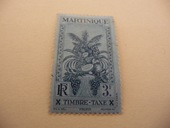 TIMBRE  MARTINIQUE  TAXE   N  22        COTE  3,00  EUROS    NEUF  TRACE  CHARNIERE - Portomarken