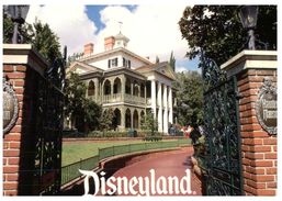 (735) USA - Disneyland Haunted House - Disneyland