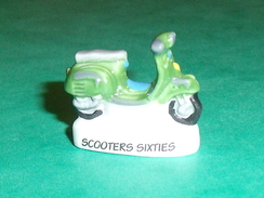 Fèves / Sports : Scooters Sixties Vert ( Socle Mat )  T54 - Sport