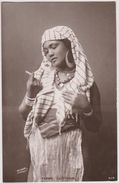 Egypte  Femme Egyptienne - Personnes