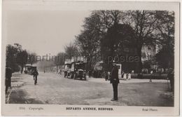 Deparys Avenue Bedford, Policeman, Old Buses RP Postcard B783 - Zonder Classificatie
