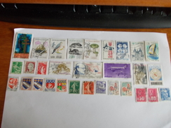 TIMBRE France Lot De 30 Timbres à Identifier N° 628 - Lots & Kiloware (mixtures) - Max. 999 Stamps