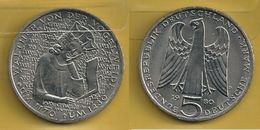 Delcampe - GERMANIA 1980 D - VON DER VOGELWEIDE - 5 Mark  SPL / FDC - Confezione In Bustina - 5 Mark