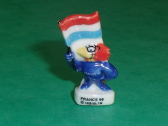 Fèves / Fève / Sports : France 98 , Footix Drapeaux 1998 P 20 , 1995 , Foot , Pays-bas    T124 - Sports