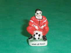Fèves / Sports : Vive Le Foot , Footballeur  T124 - Sports