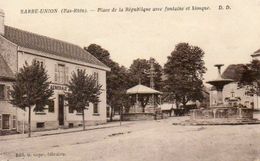 CPA - SARRE-UNION (67) - Aspect De La Place De La République Avec Fontaine Et Kiosque En 1937 - Sarre-Union