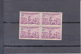 REUNION   " POSTE AERIENNE 20F Violet Et Vert  "     BLOC De 4    Neuf Sans Charniere - Airmail