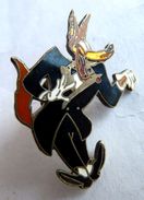 PIN'S DEMONS ET MERVEILLES 1988 TUNER LOUP SMOCKING TEX AVERY - Cinéma