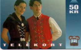 ISLAS FEROE. FO-FOT-0010. National Costume (adults). 1995-03. 50000 Ex. (002) - Faroe Islands