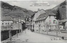 CPA Vic Sur Cère Cantal Auvergne Non Circulé - Otros & Sin Clasificación