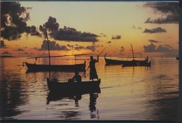 °°° 9410 - MALDIVES - FISHERMEN RETURN AT SUNSET °°° - Maldiven