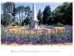 (225) Australia (with Australian Stamps At Bck Of Card) QLD - Toowoomba Memorial - Towoomba / Darling Downs