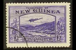 1935  £2 Bright Violet "Bulolo Goldfields", SG 204, Very Fine And Fresh Used. For More Images, Please Visit Http://www.s - Papua Nuova Guinea