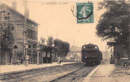 60 - OISE / Attichy - 60706 - La Gare - Beau Plan Train - Attichy