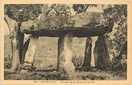 Delcampe - - Var - Ref-B88- Draguignan - Dolmen De La Pierre Aux Fees - Dolmens - Dolmen Et Menhirs  - - Draguignan