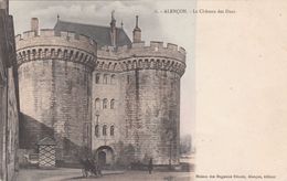 Cp , 61 , ALENÇON , Le Château Des Ducs - Alencon